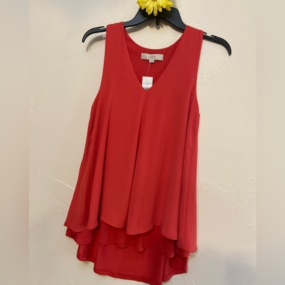 Ann Taylor Loft~Lovely V-Neck Sheer Layer~High/Low Top~Sleeveless~Lined~Size XS